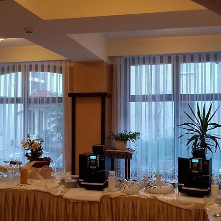 Hotel Retman Torun Ngoại thất bức ảnh