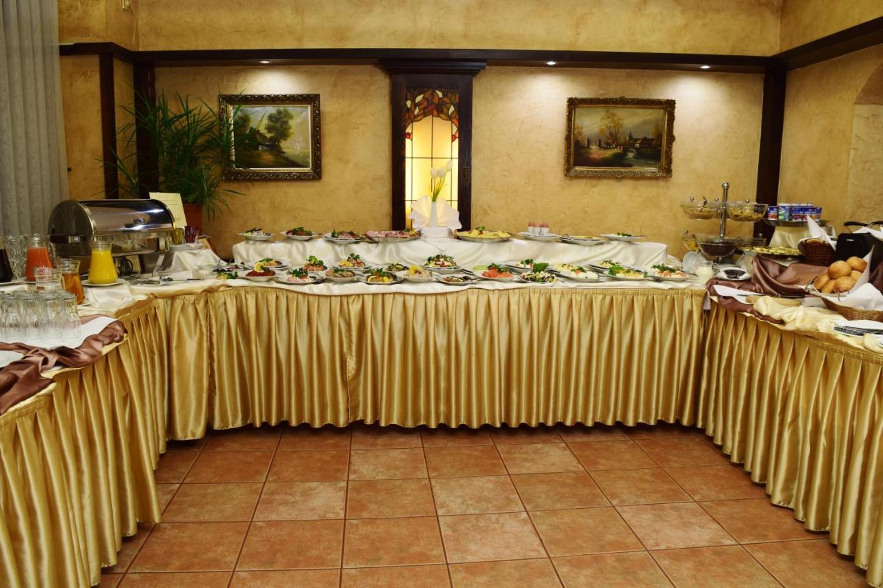 Hotel Retman Torun Ngoại thất bức ảnh
