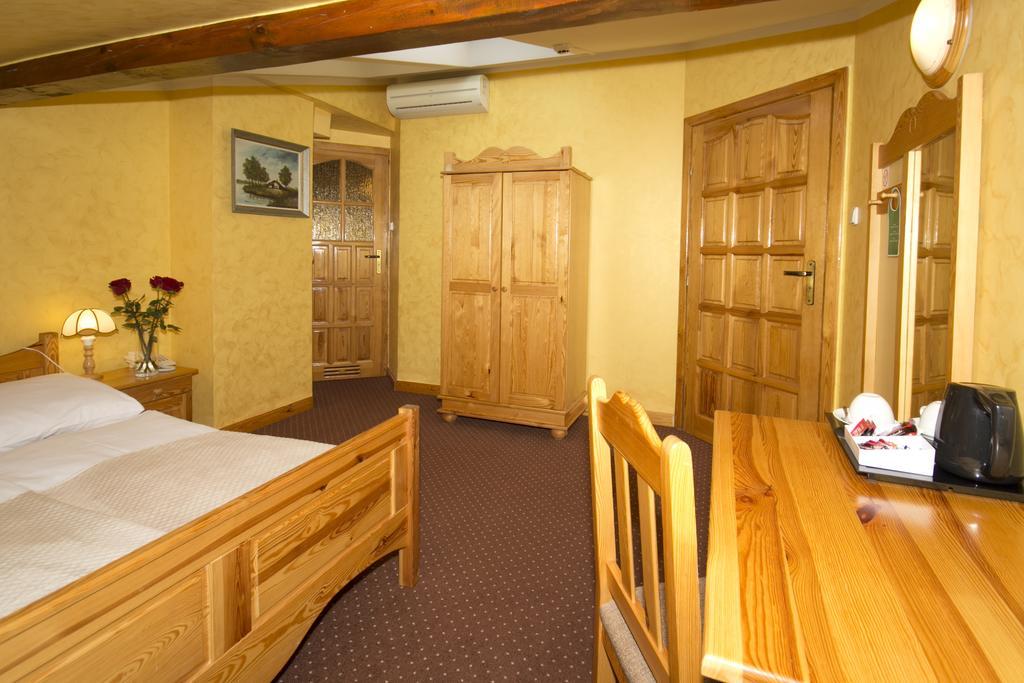 Hotel Retman Torun Ngoại thất bức ảnh