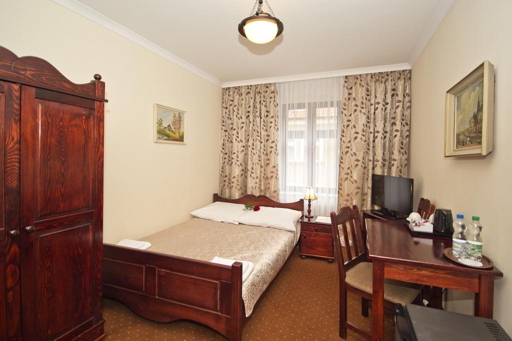 Hotel Retman Torun Ngoại thất bức ảnh