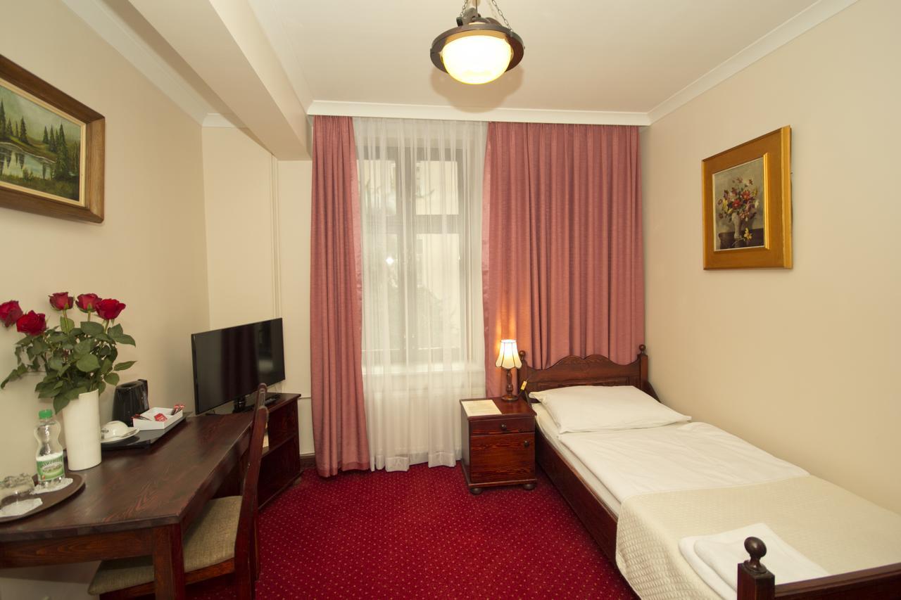 Hotel Retman Torun Ngoại thất bức ảnh